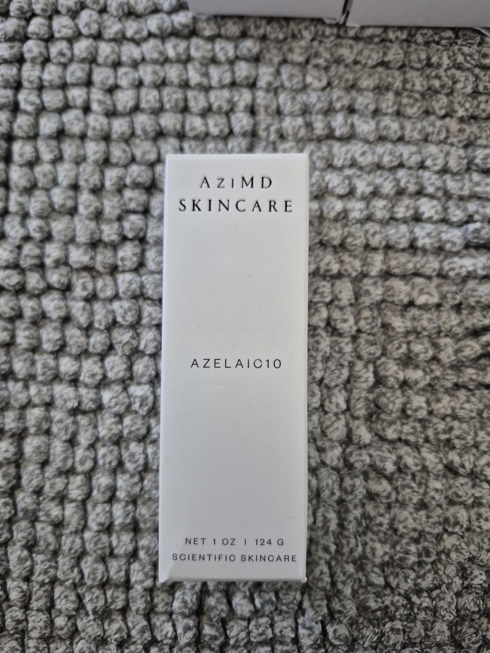 Azelaic10 Serum — White